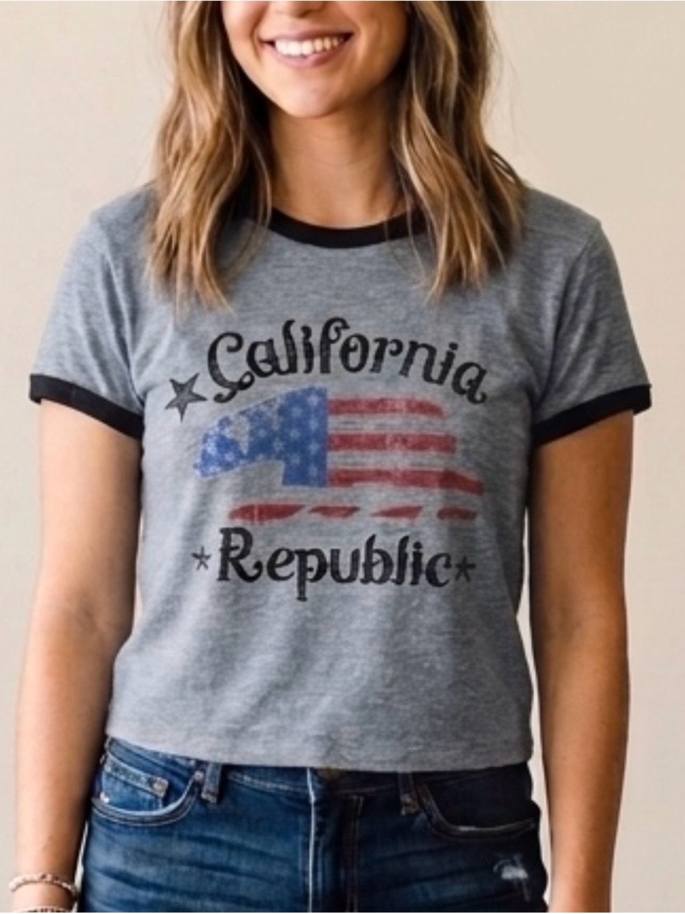 Vintage Y2K California Bear Gray Crop Top Flag West Coast Beach Festival USA